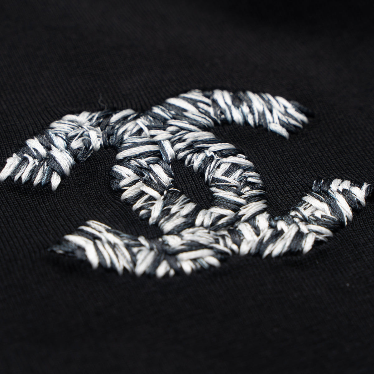 Printed T-Shirt: High-End Fashion Statement-1101