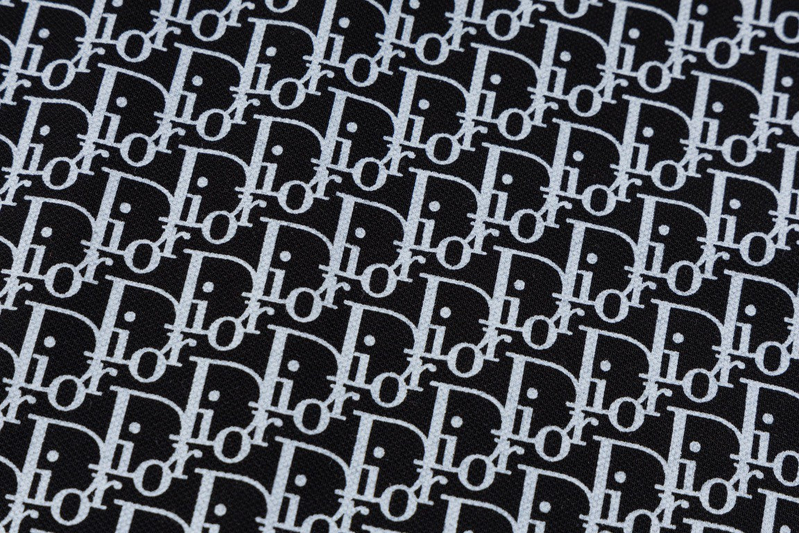 Printed T-Shirt: High-End Fashion Statement-1220