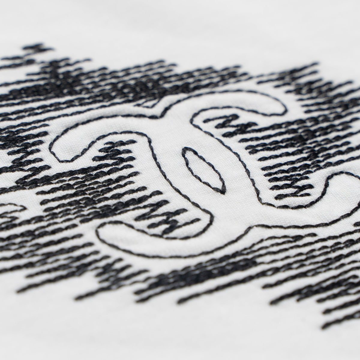 Printed T-Shirt: High-End Fashion Statement-1097