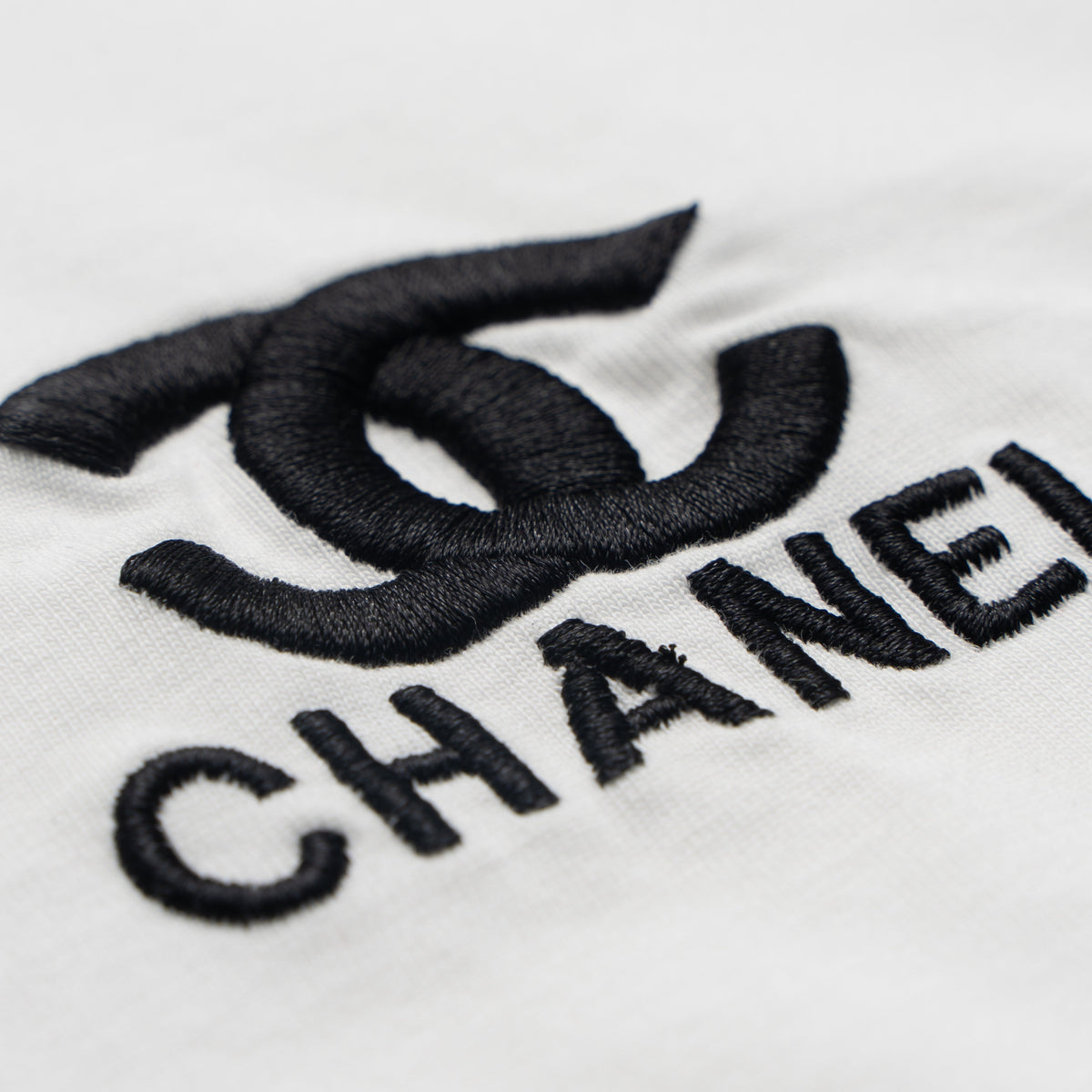 Printed T-Shirt: High-End Fashion Statement-1098