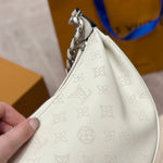 Exquisite leather bags-676