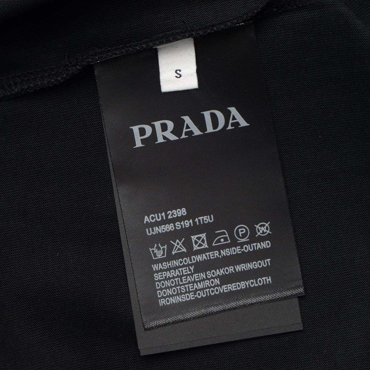 Printed T-Shirt: High-End Fashion Statement-1200