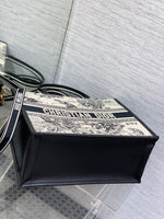 Exquisite leather bags-399