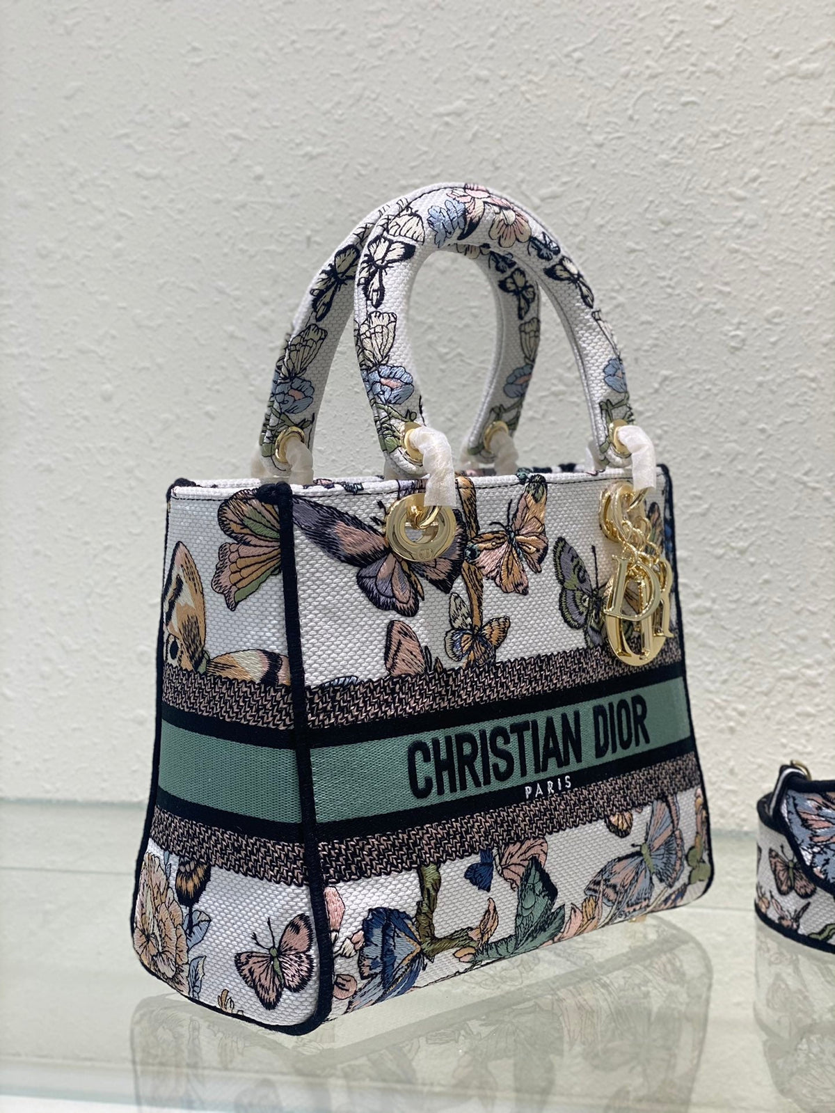 Exquisite leather bags-139