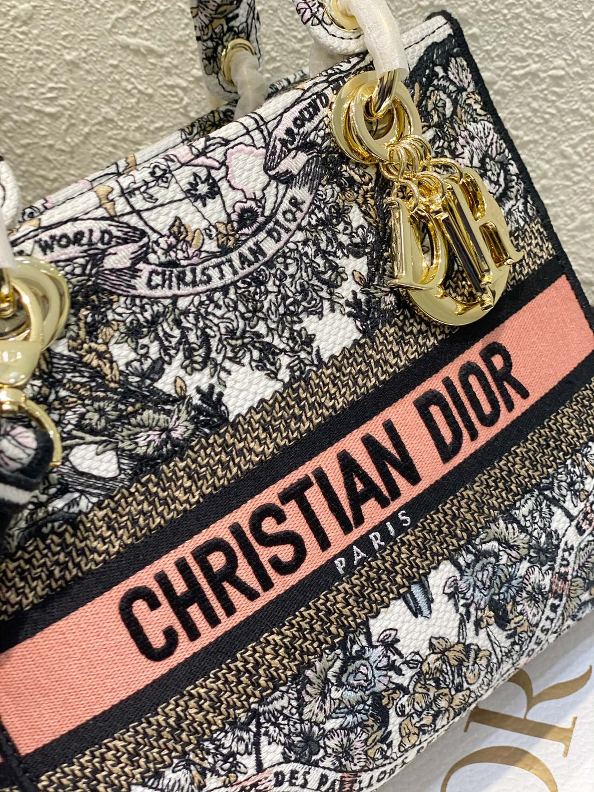 Exquisite leather bags-142