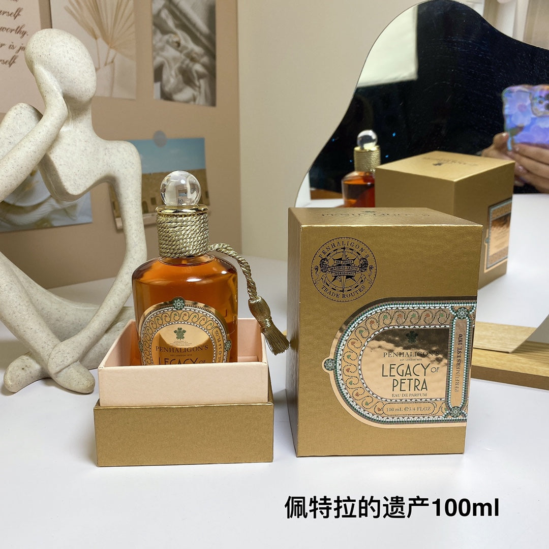 Montaigne fragrance for women