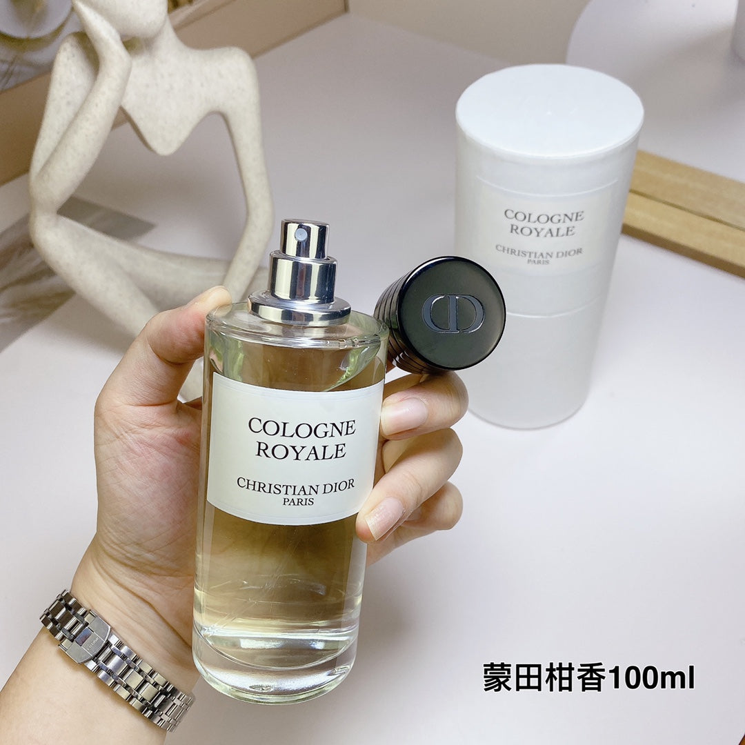 Montaigne fragrance for women