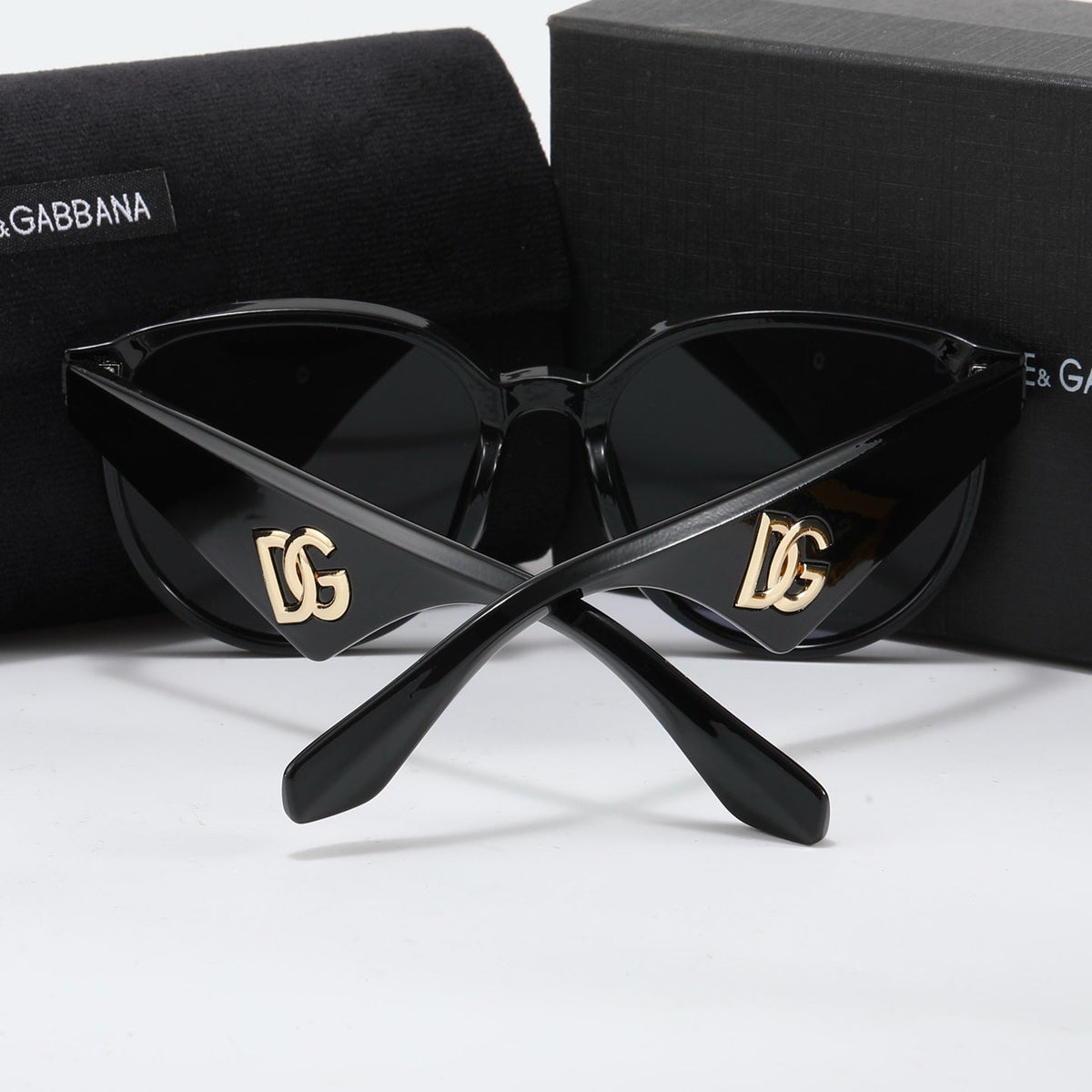 Luxury Eyewear: Elevate Your Style with Exquisite Craftsmanship-512