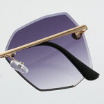 Fashion Eyewear: Elevate Your Style with Exquisite Craftsmanship-525