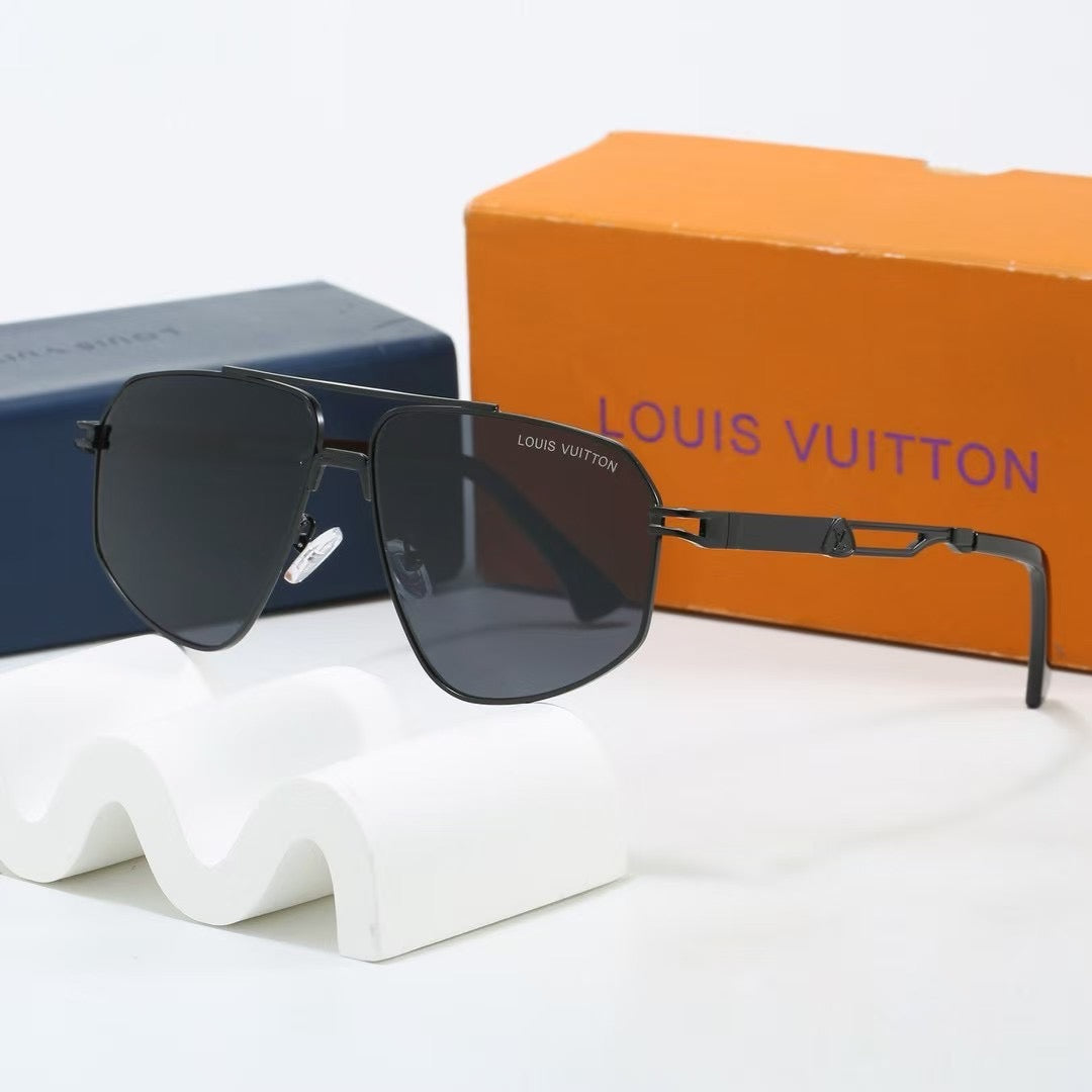 Fashion Eyewear: Elevate Your Style with Exquisite Craftsmanship-539