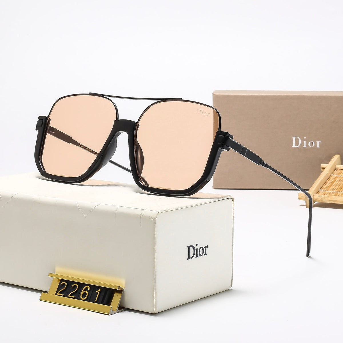 Fashion Eyewear: Elevate Your Style with Exquisite Craftsmanship-549