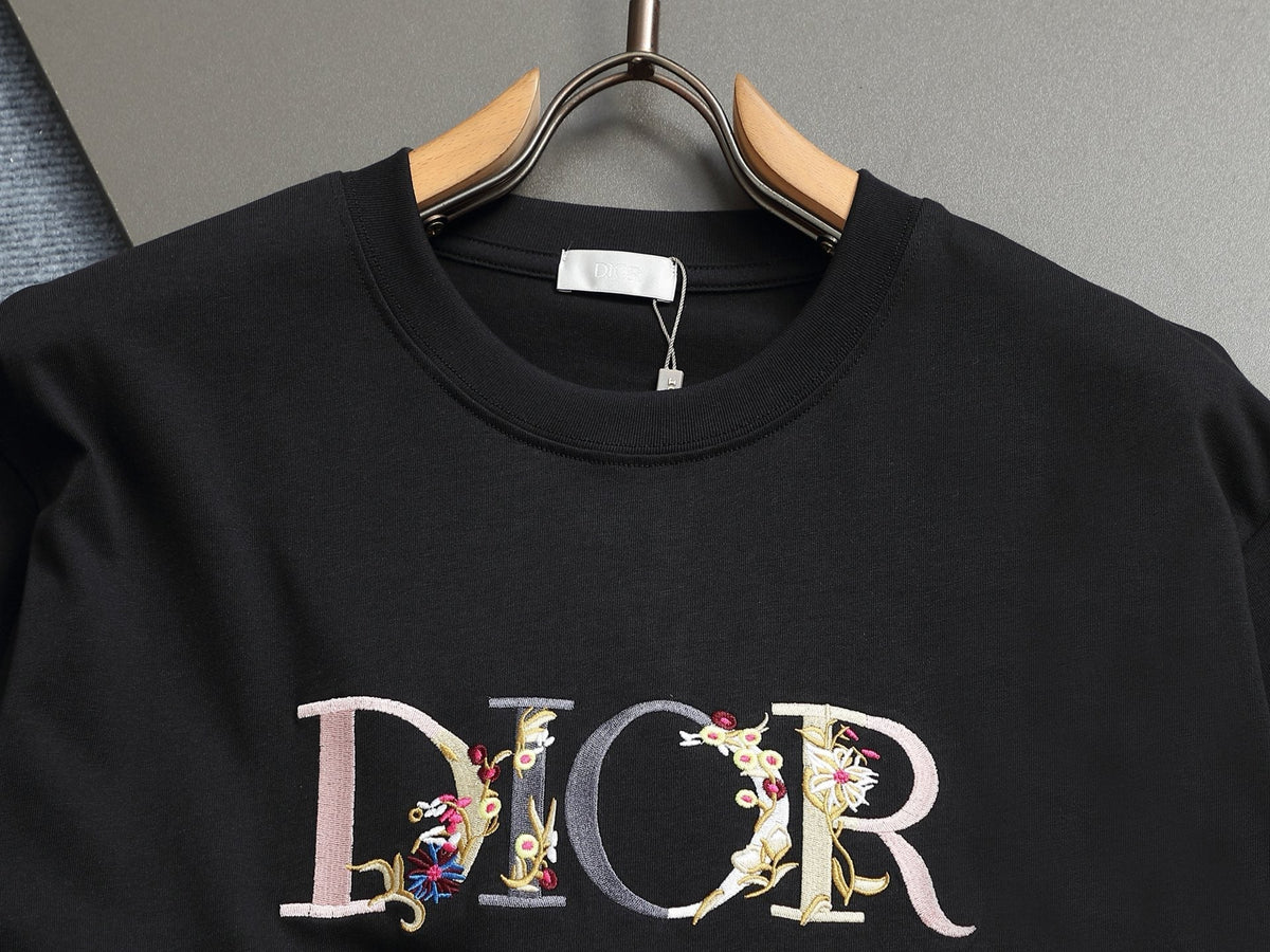Classic T-shirt-122