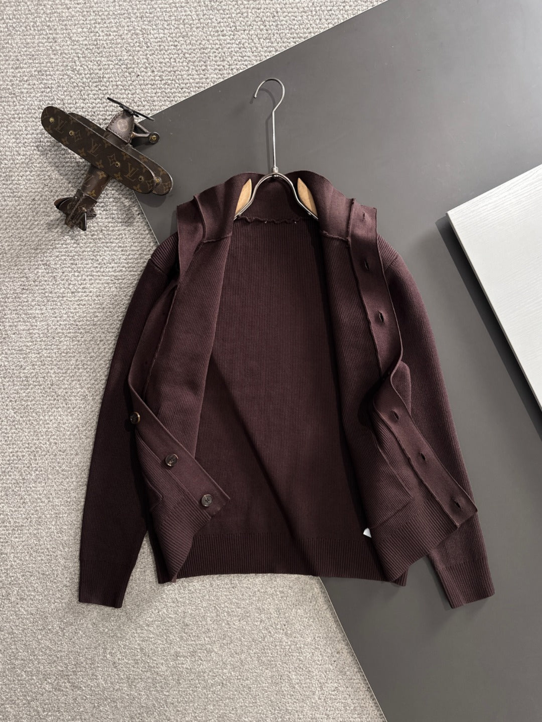 Classic Fashion Sweater-105