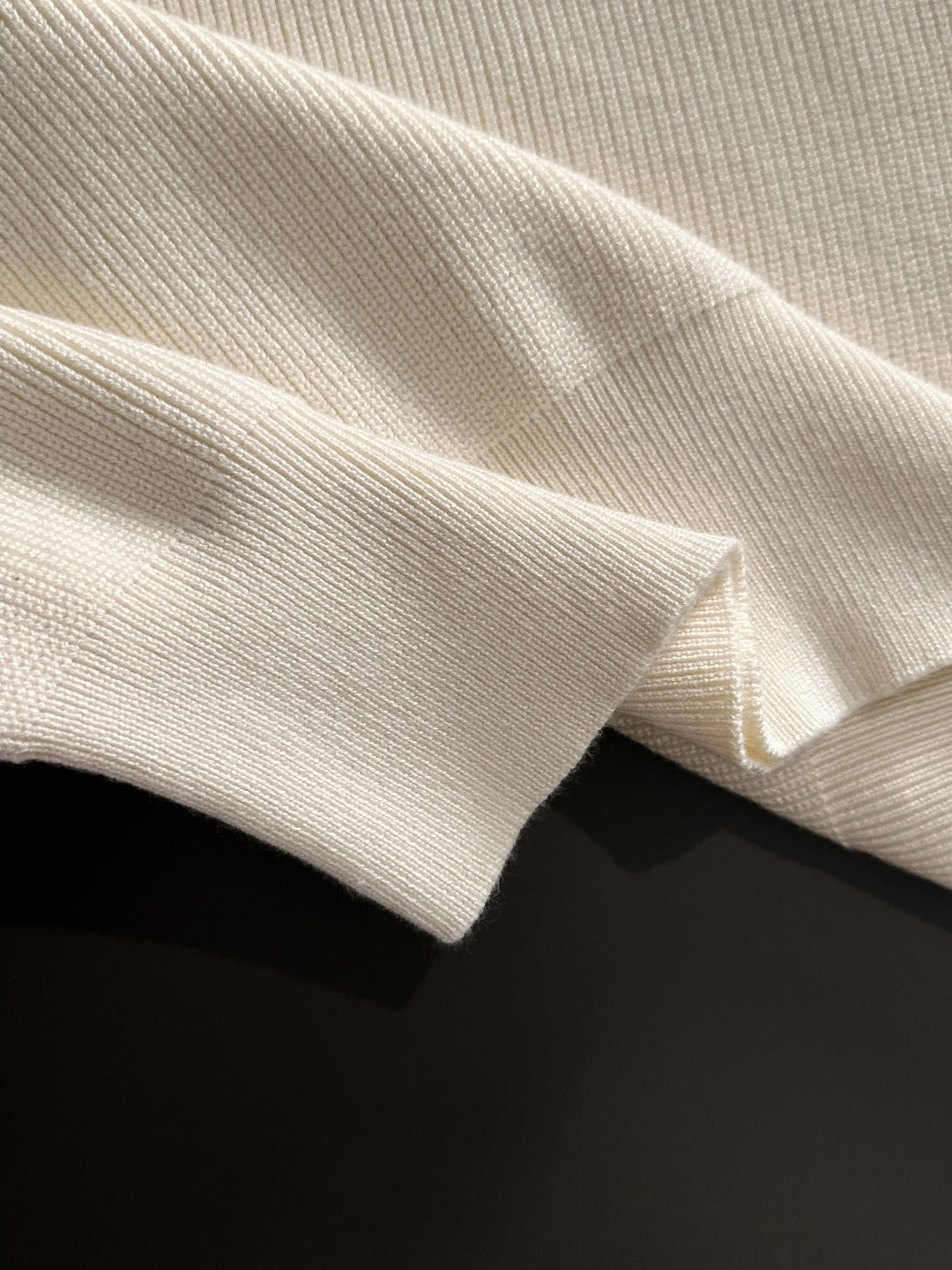 Classic Fashion Sweater-111