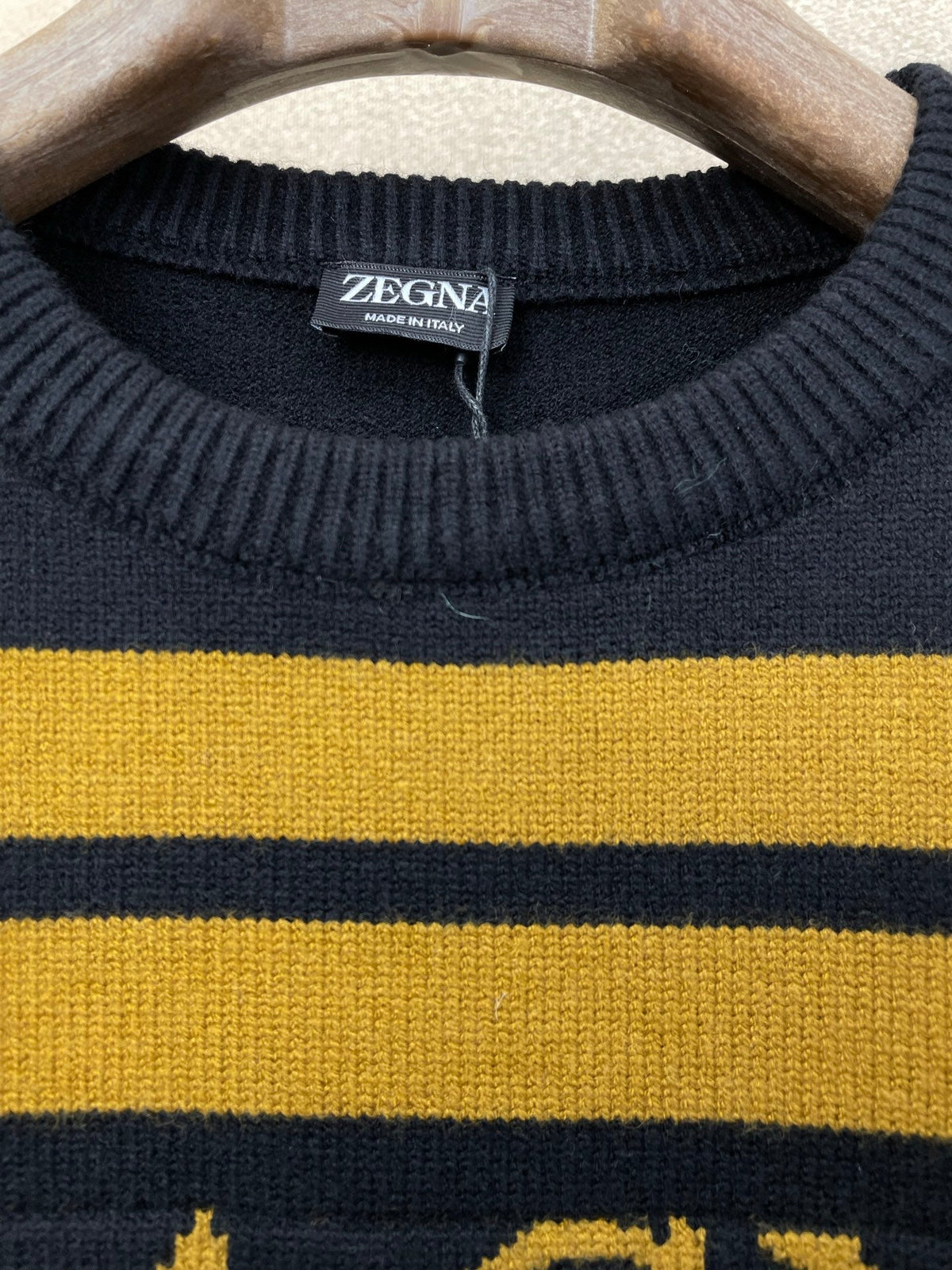 Classic Fashion Sweater-124