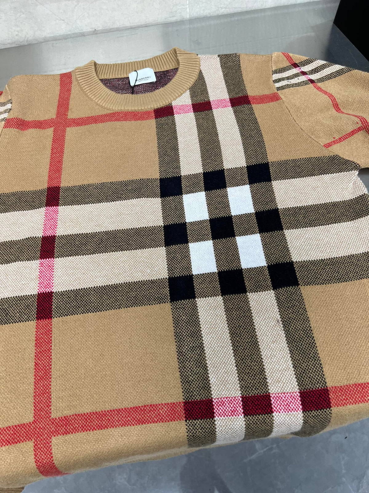 Classic Fashion Sweater-129