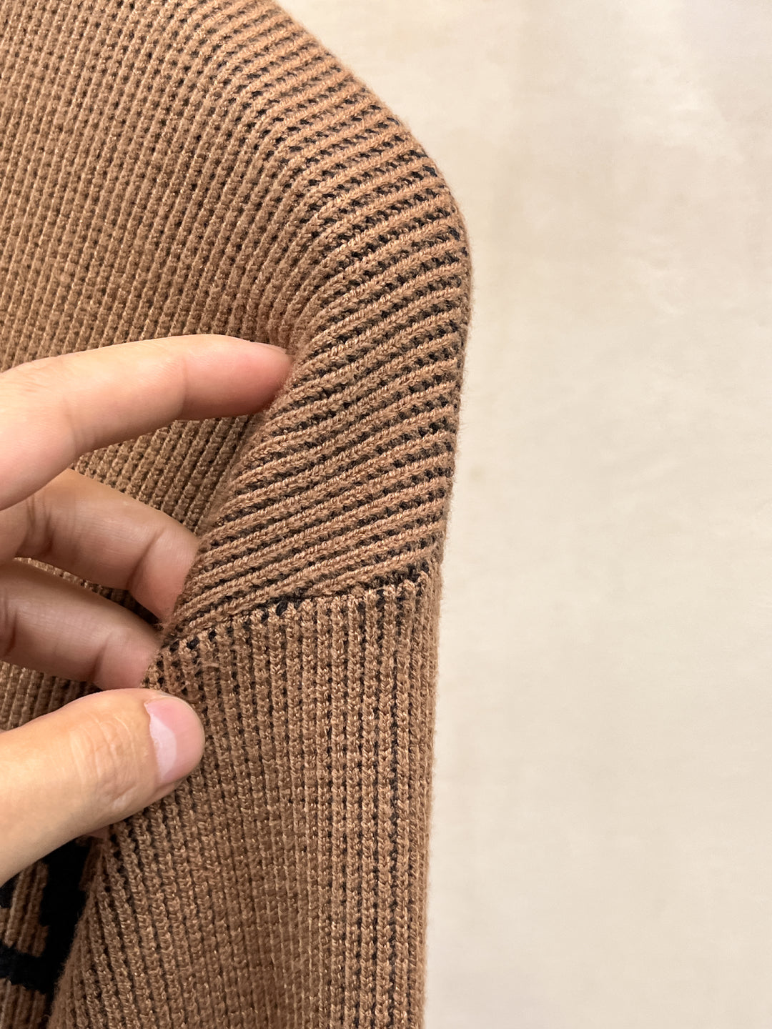 Classic Fashion Sweater-131