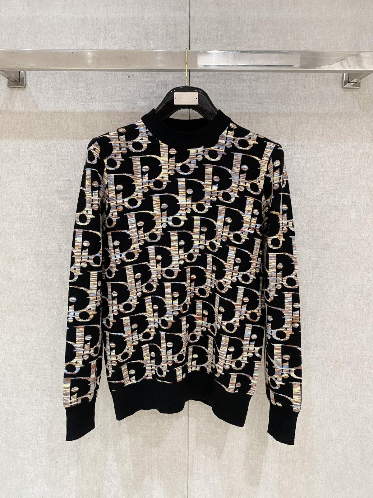 Classic Fashion Sweater-141