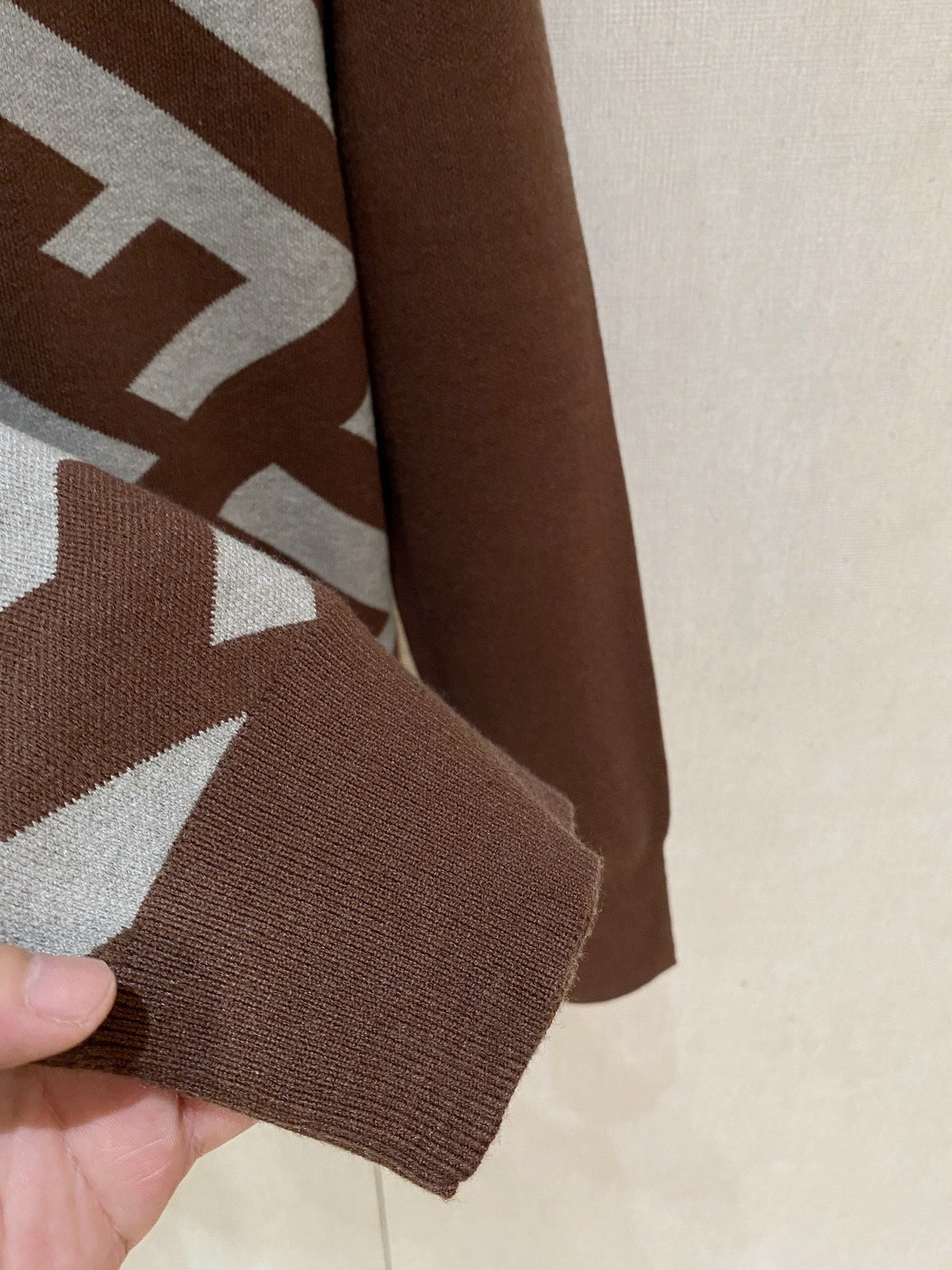 Classic Fashion Sweater-142