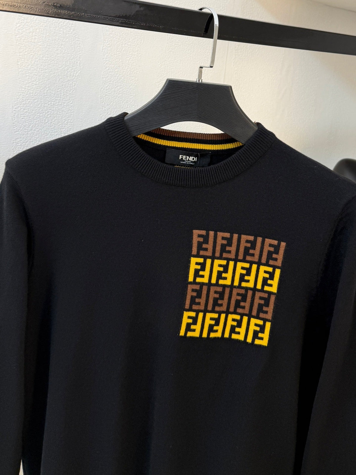 Classic Fashion Sweater-149