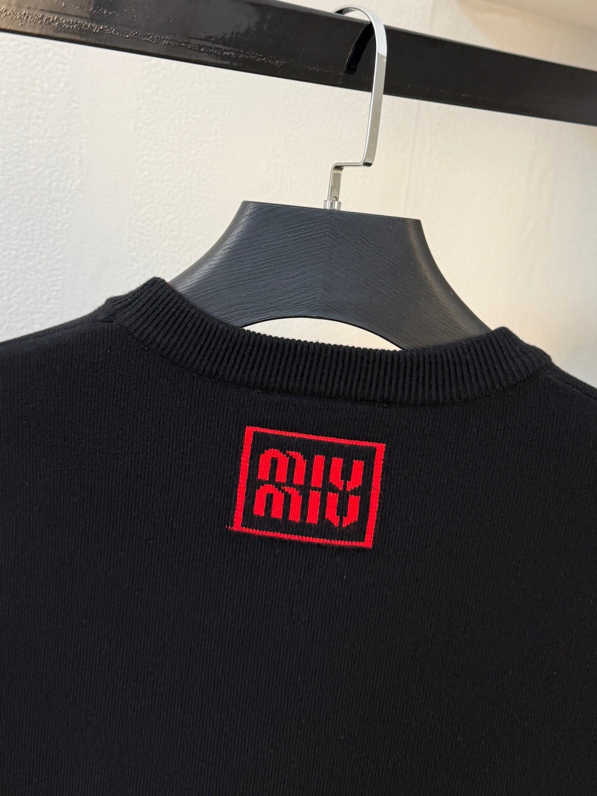 Classic Fashion Sweater-150