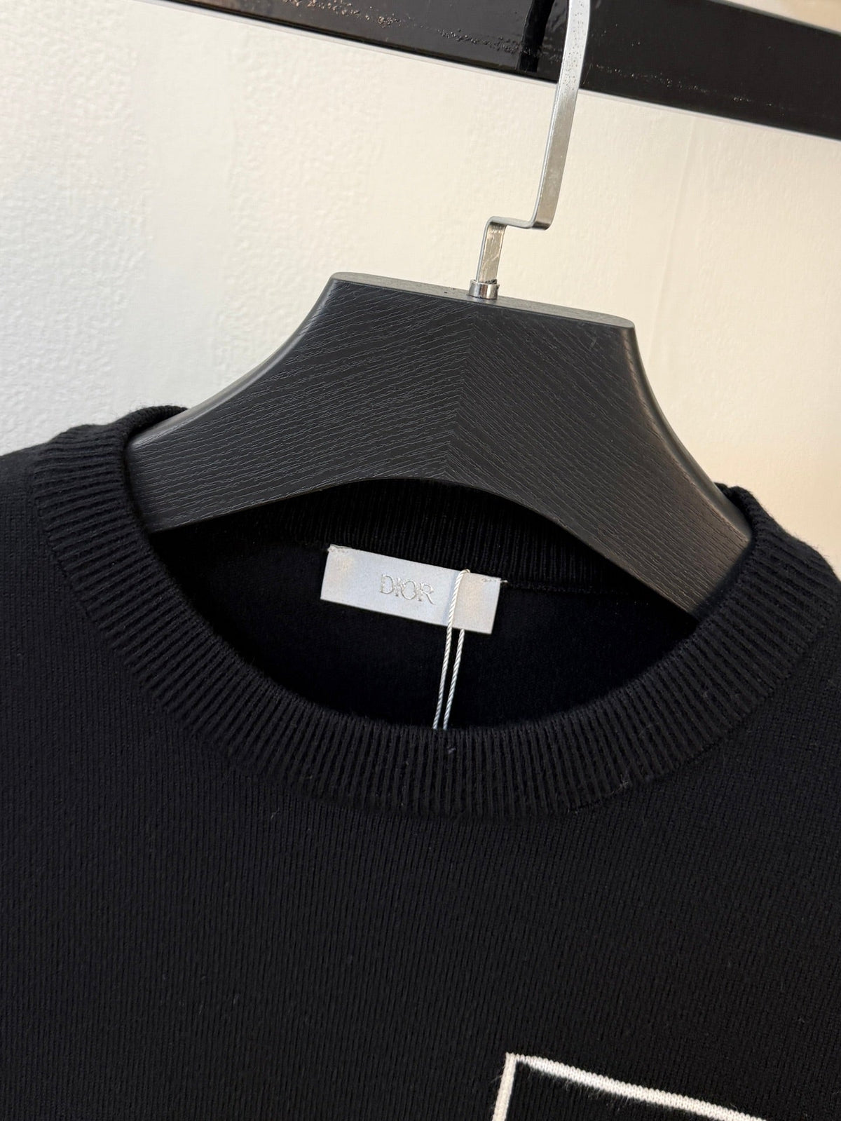 Classic Fashion Sweater-156