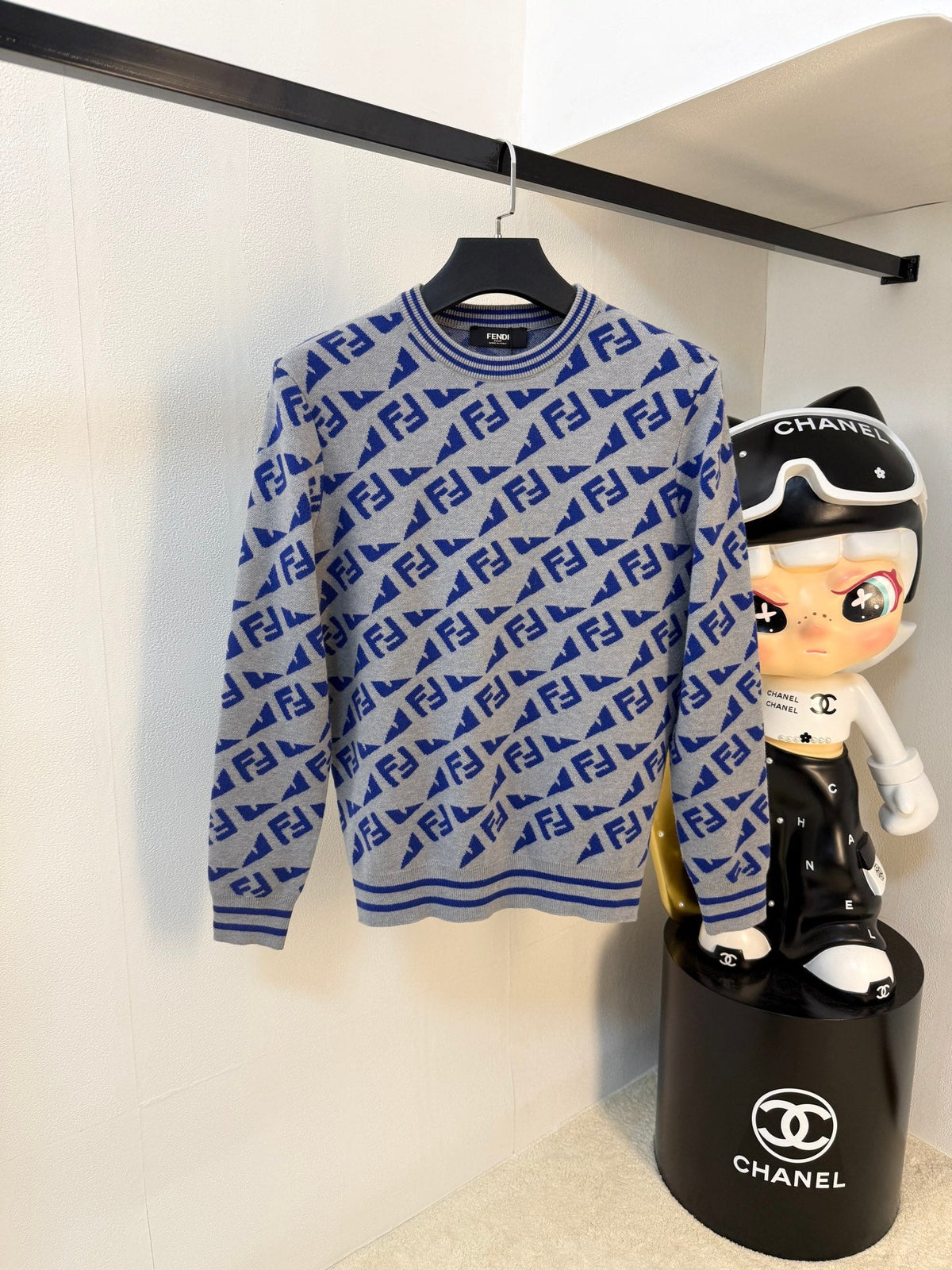 Classic Fashion Sweater-158