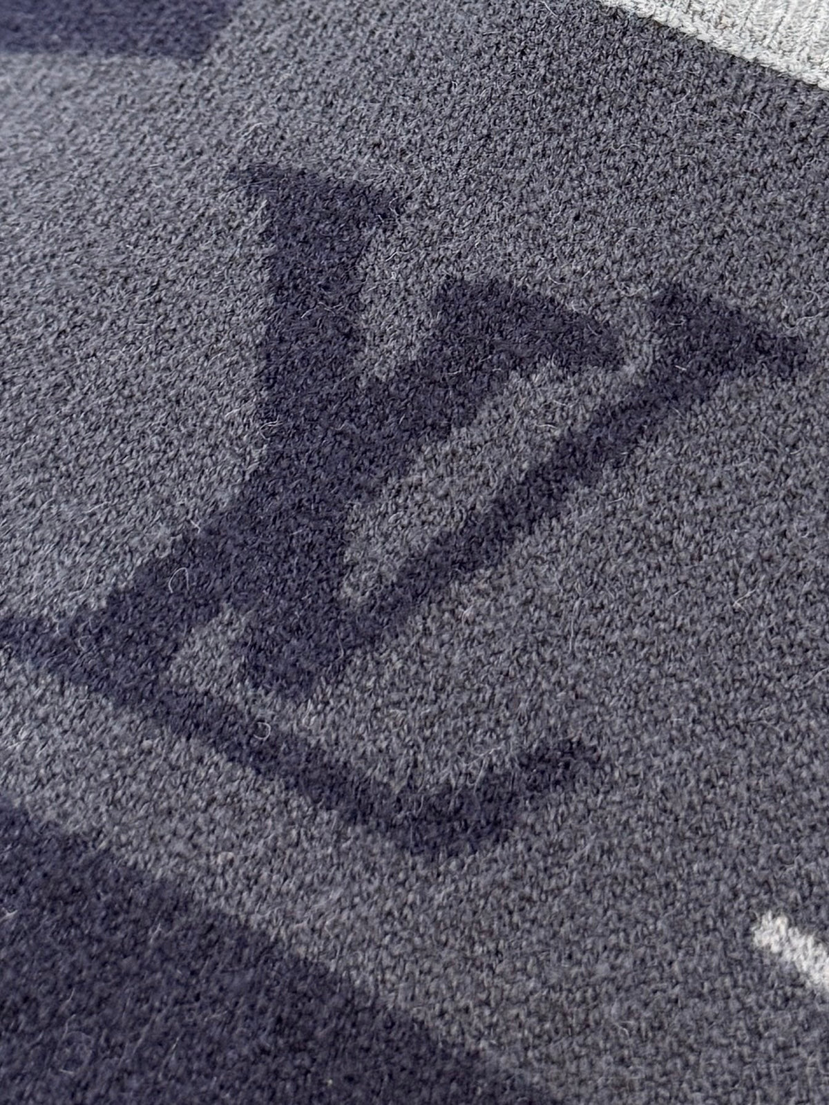 Classic Fashion Sweater-159