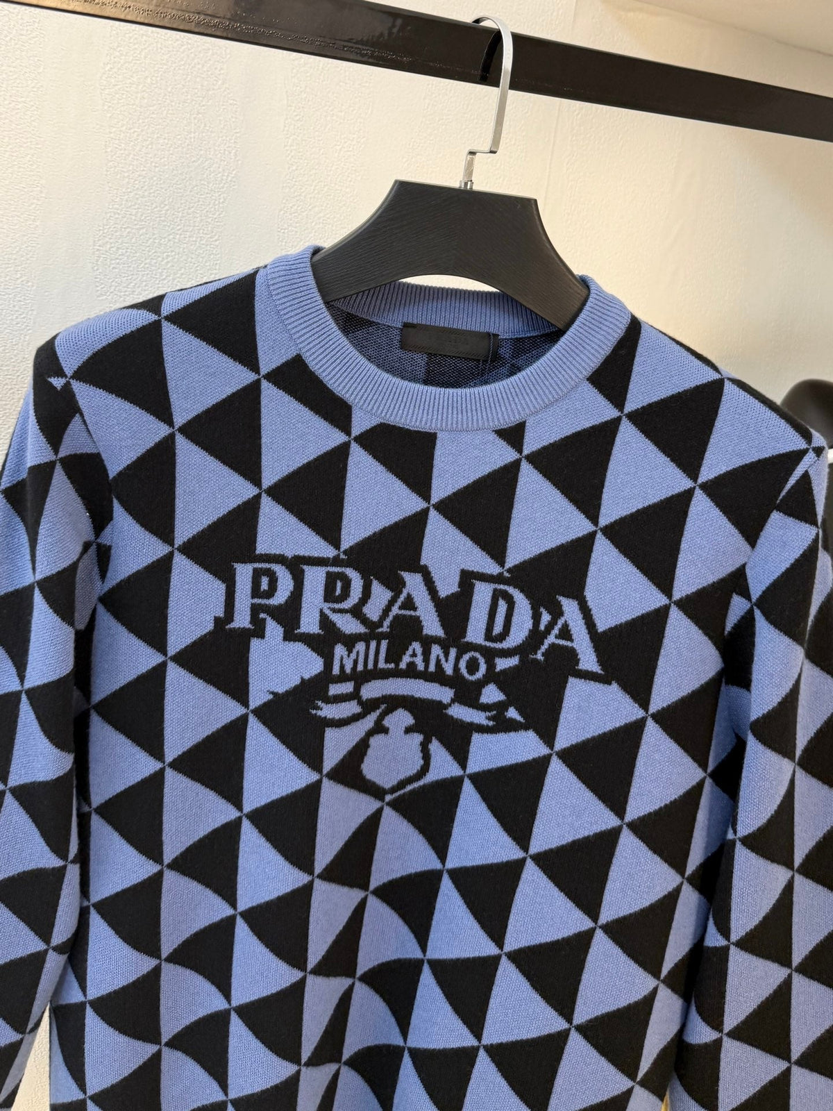 Classic Fashion Sweater-162