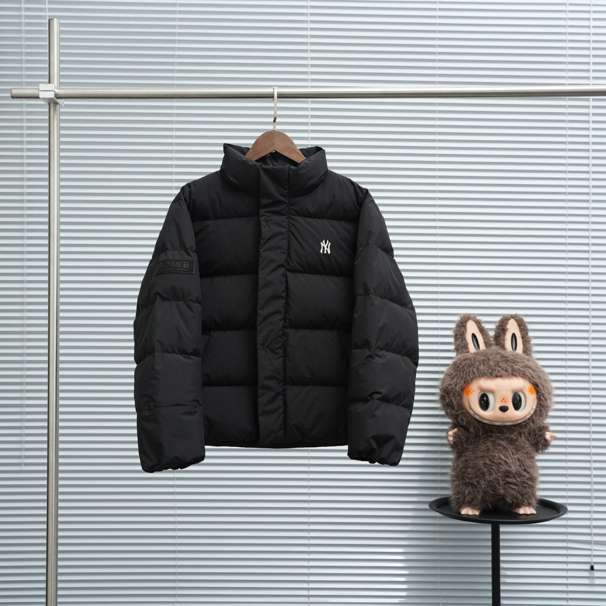 Ultra-Light Winter Puffer –25