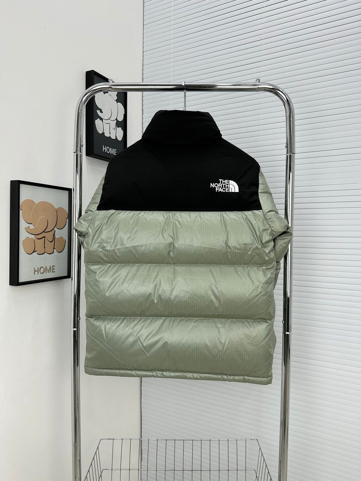 Ultra-Light Winter Puffer β33
