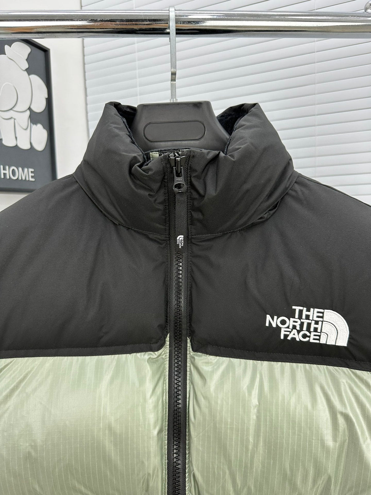 Ultra-Light Winter Puffer –33