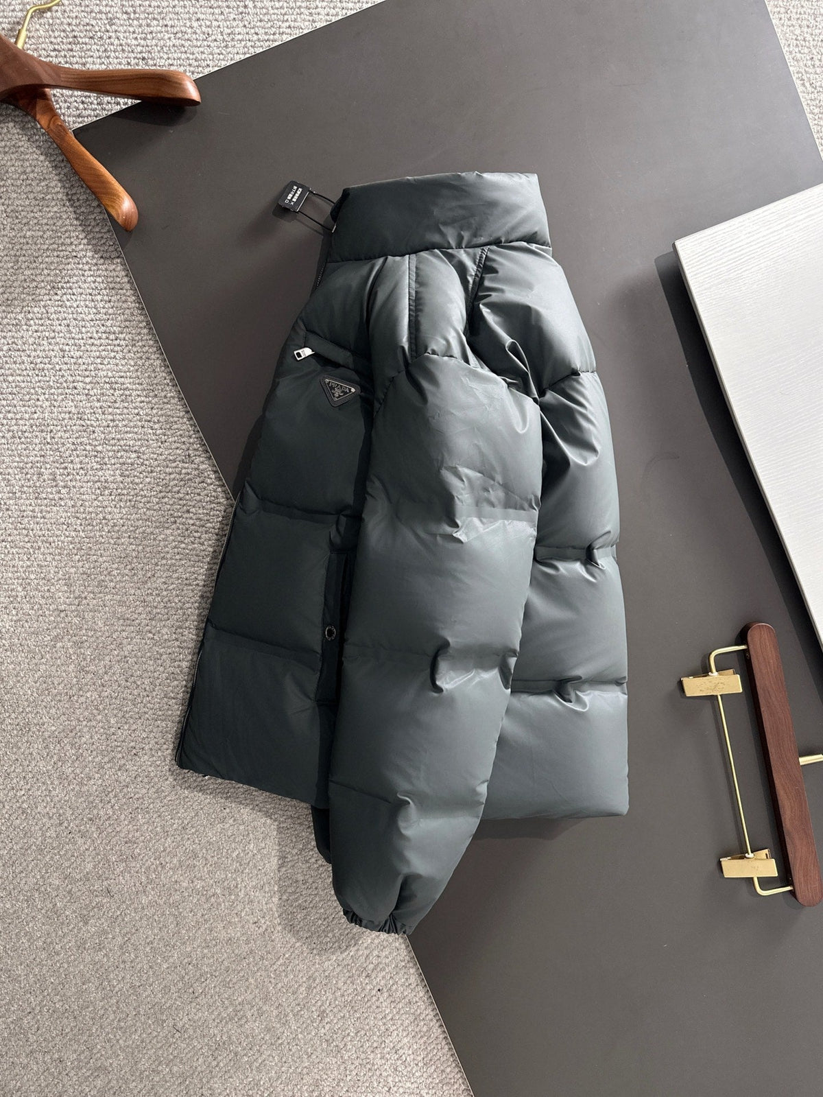 Classic down jacket-16