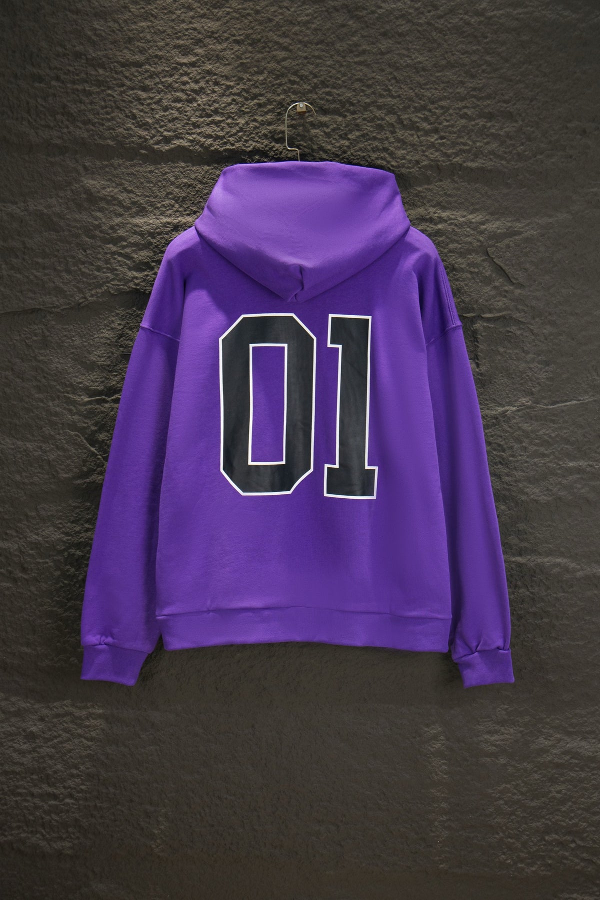 Classic Fit Hoodie-1008