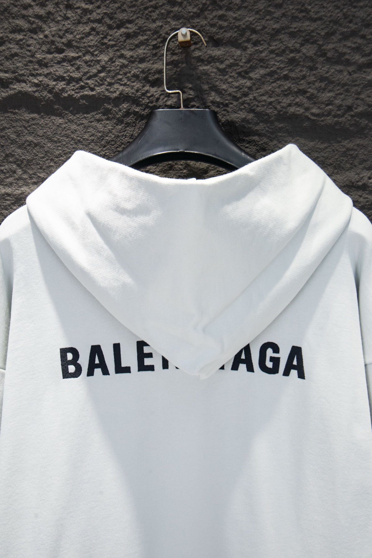 Classic Fit Hoodie-1013