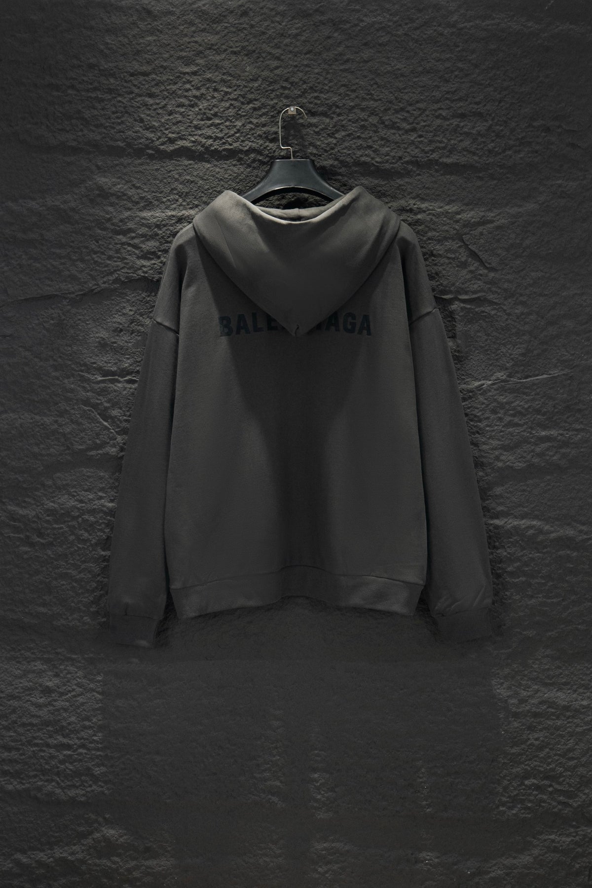 Classic Fit Hoodie-1015