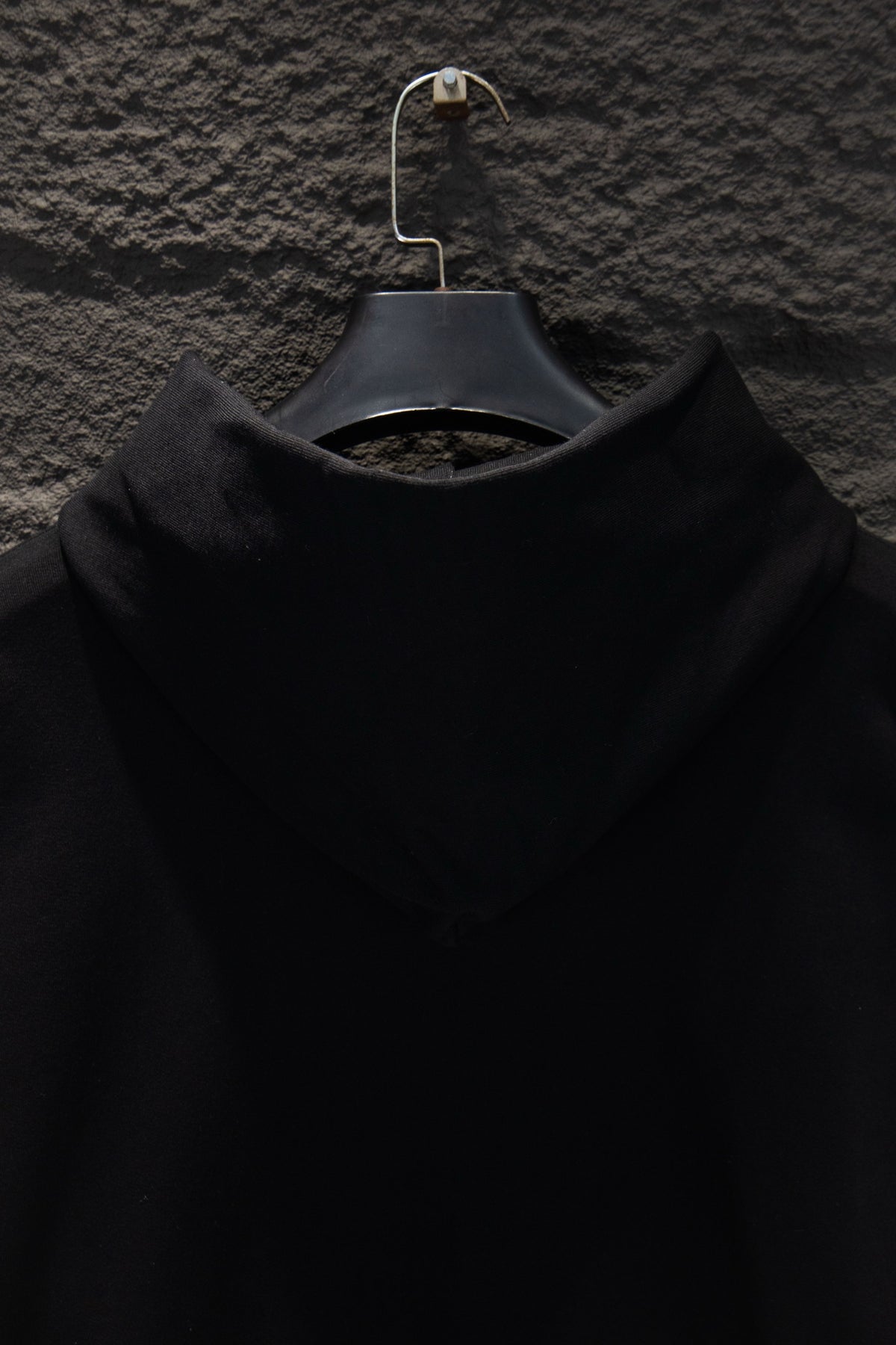 Classic Fit Hoodie-1017