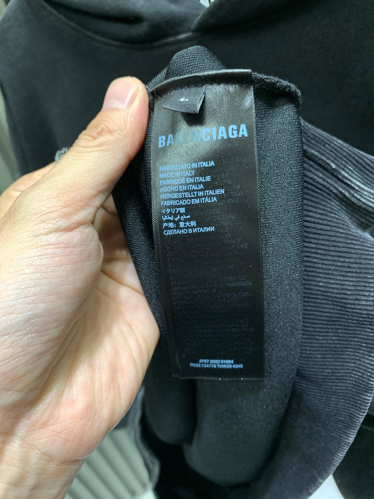 Classic Fit Hoodie-1019