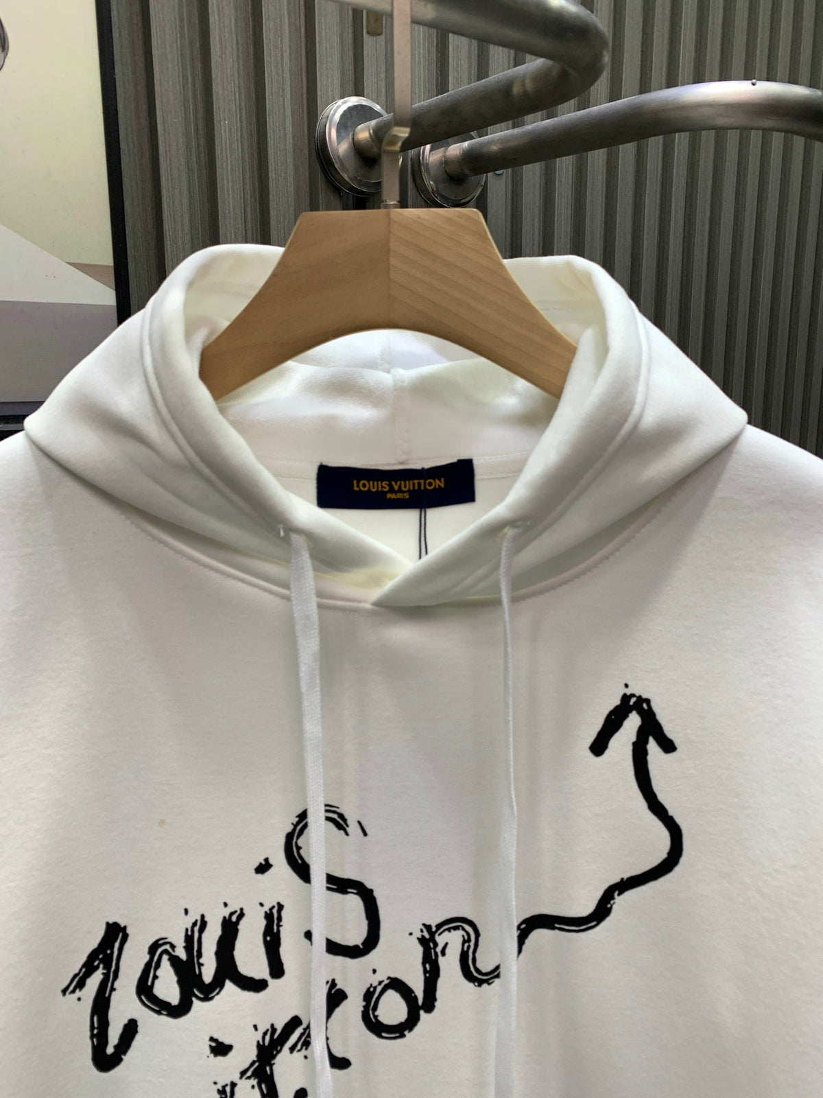 Classic Fit Hoodie-1021