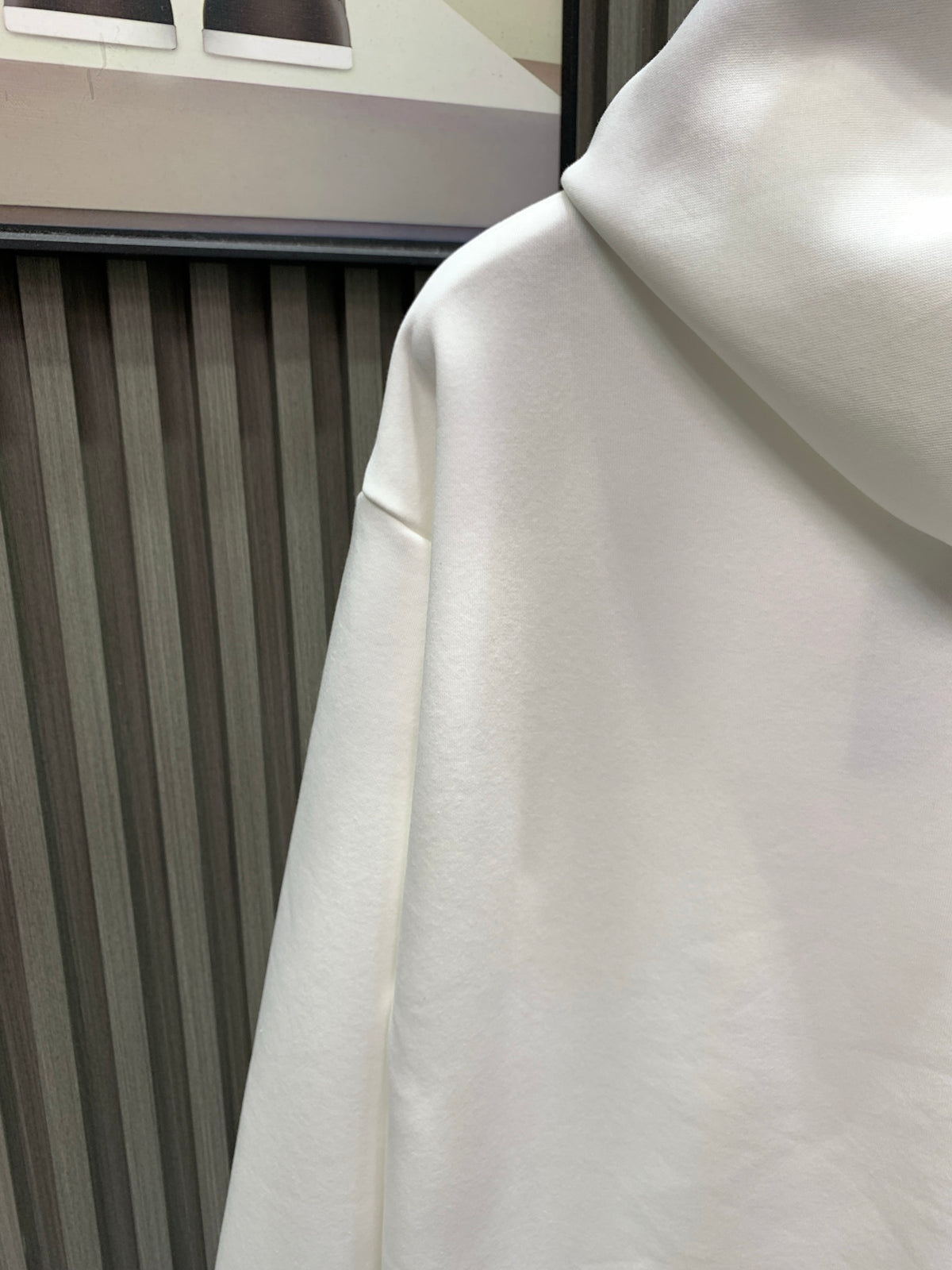 Classic Fit Hoodie-1022