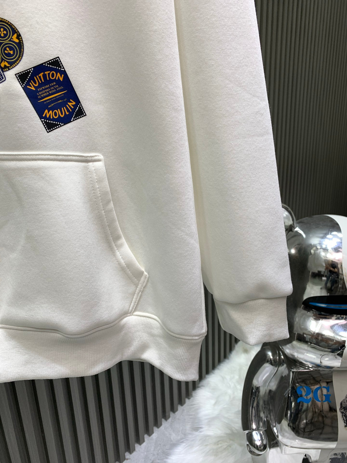 Classic Fit Hoodie-1022