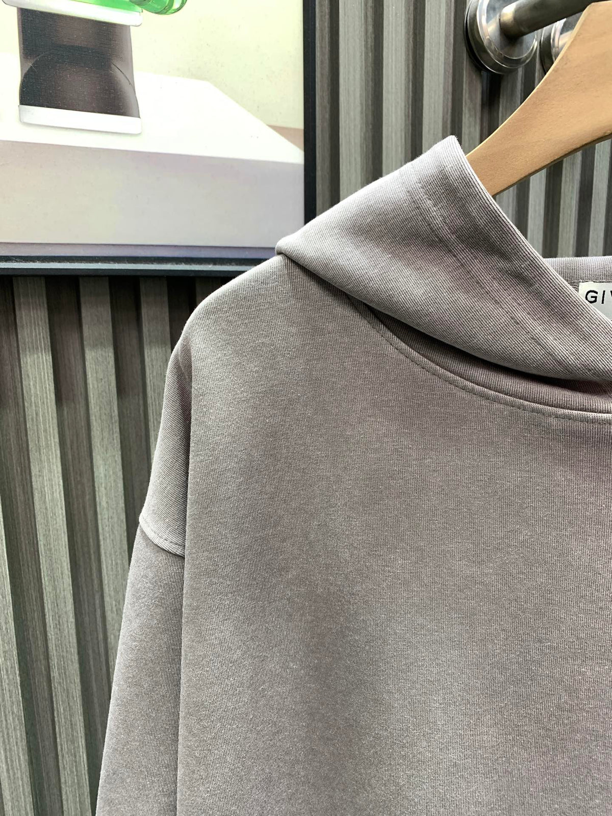 Classic Fit Hoodie-1024