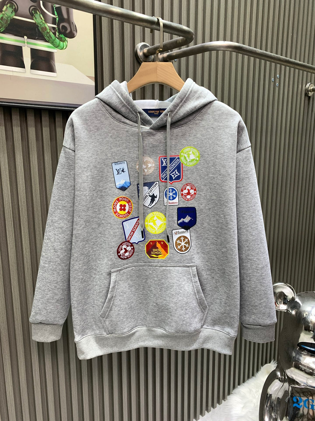 Classic Fit Hoodie-1026