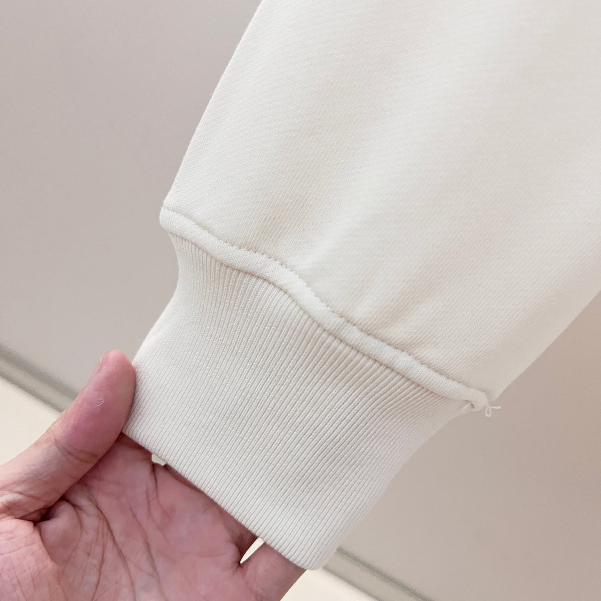 Classic Fit Hoodie-1033