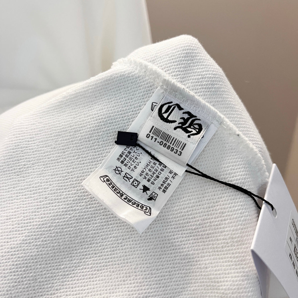 Classic Fit Hoodie-1035