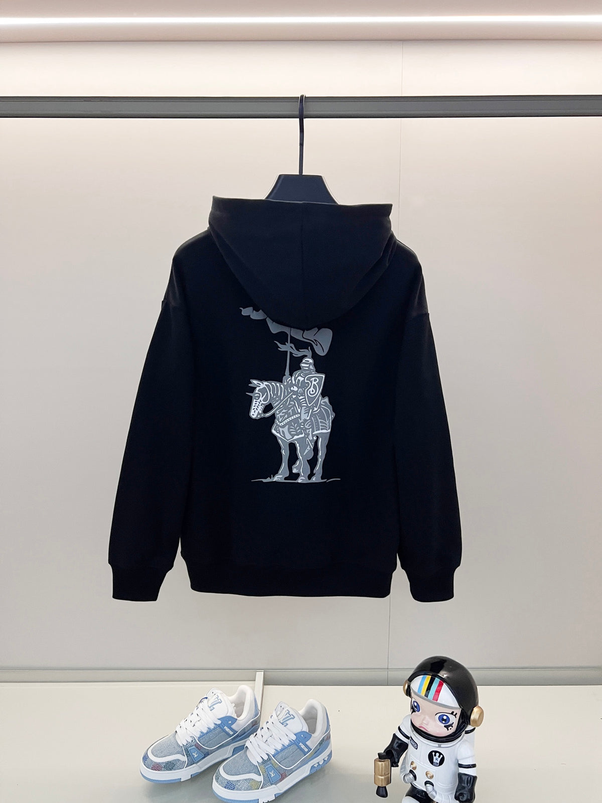 Classic Fit Hoodie-1048