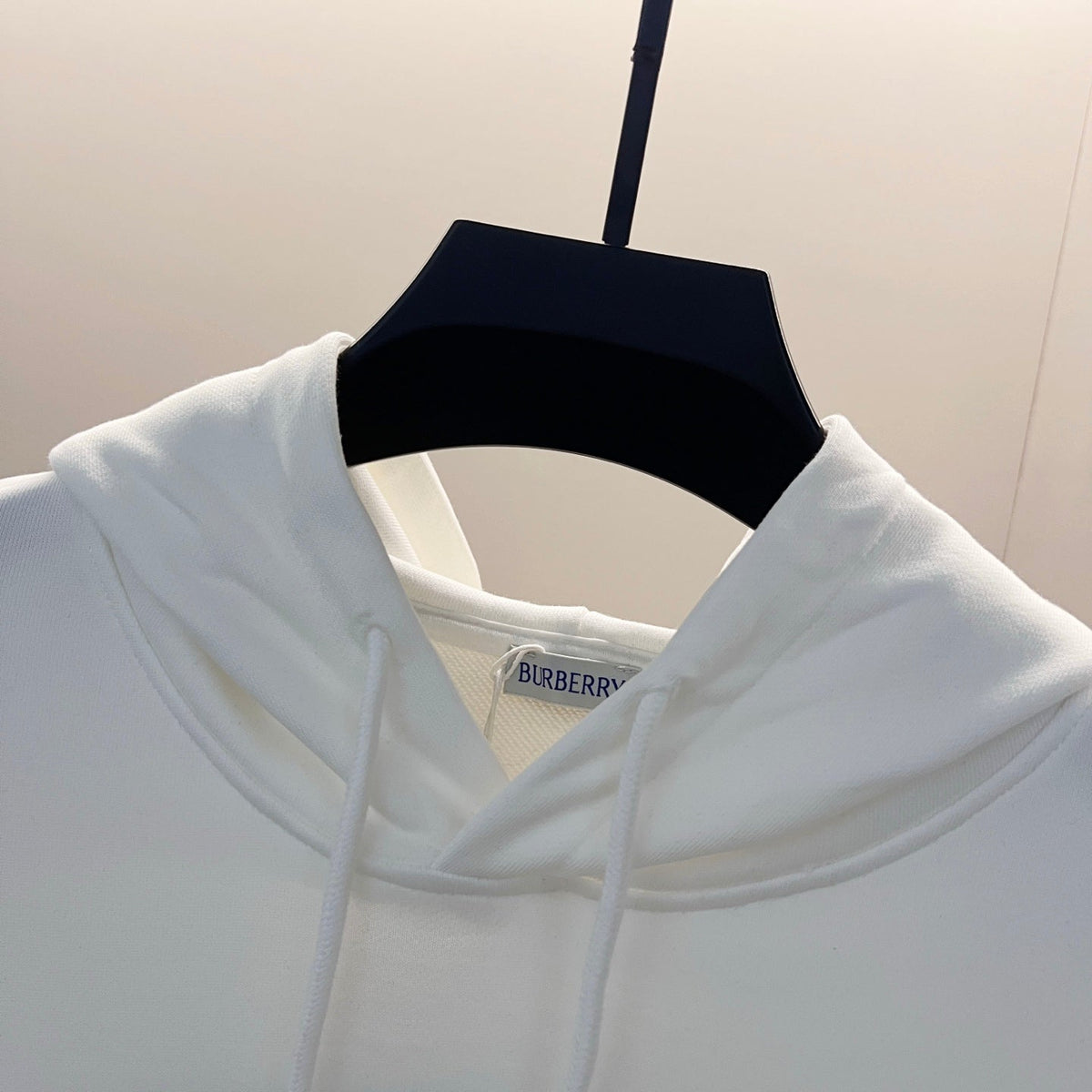 Classic Fit Hoodie-1049