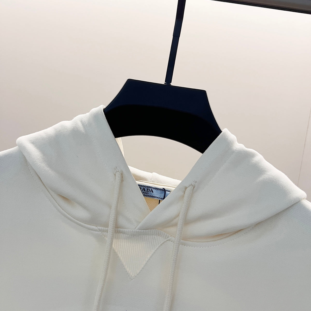 Classic Fit Hoodie-1050