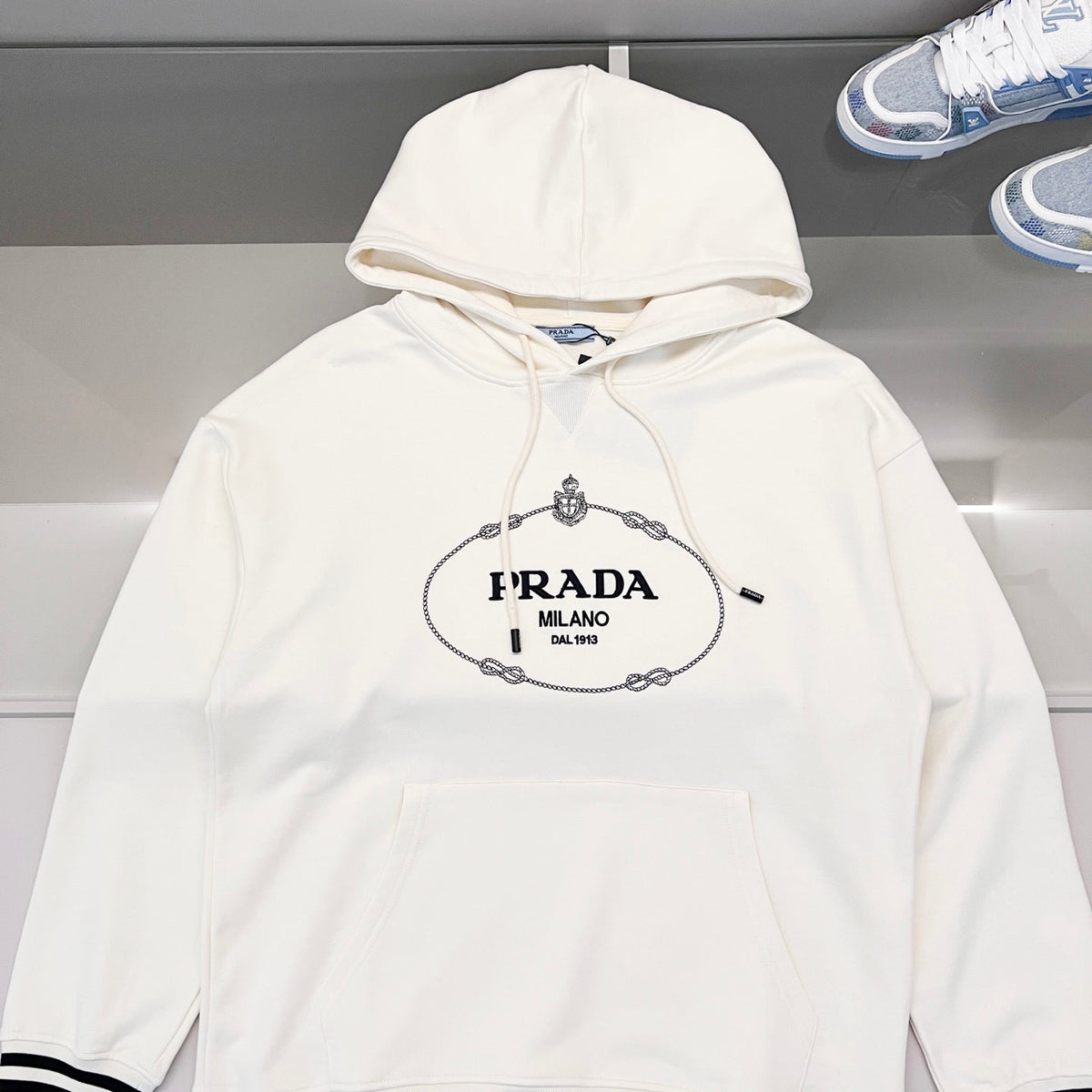 Classic Fit Hoodie-1050