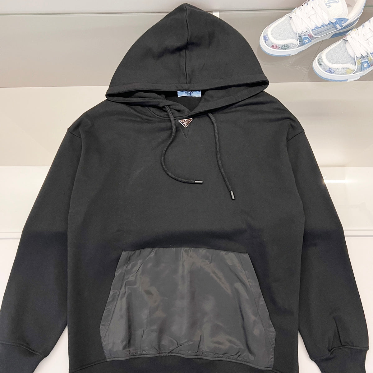 Classic Fit Hoodie-1052